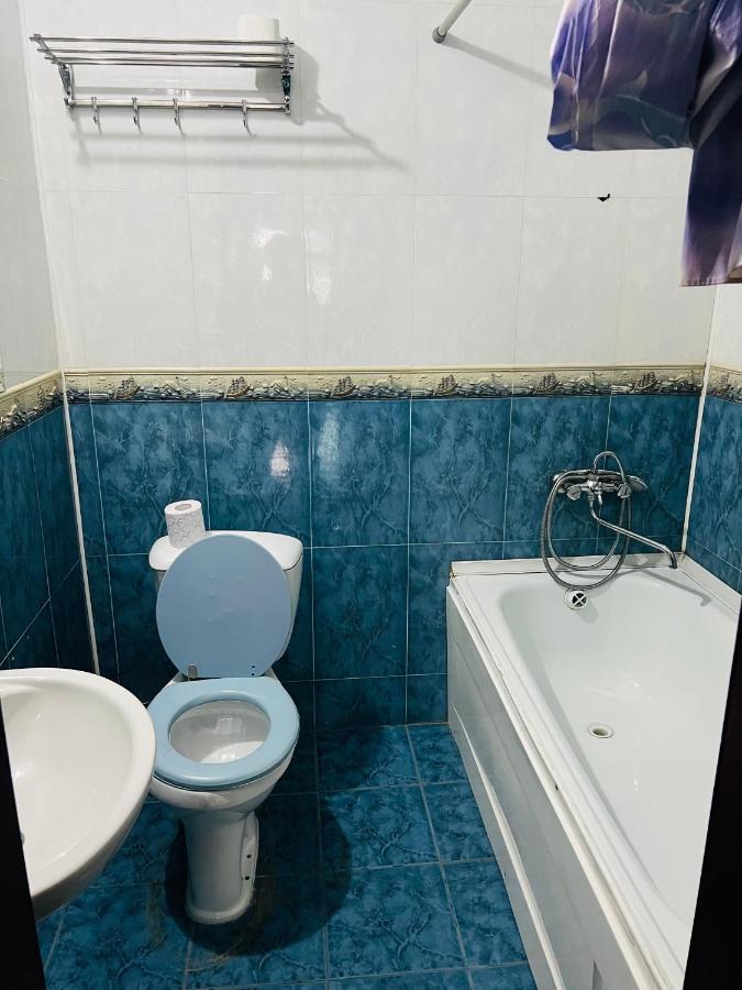 Alisher Hotel Dusanbe Kültér fotó